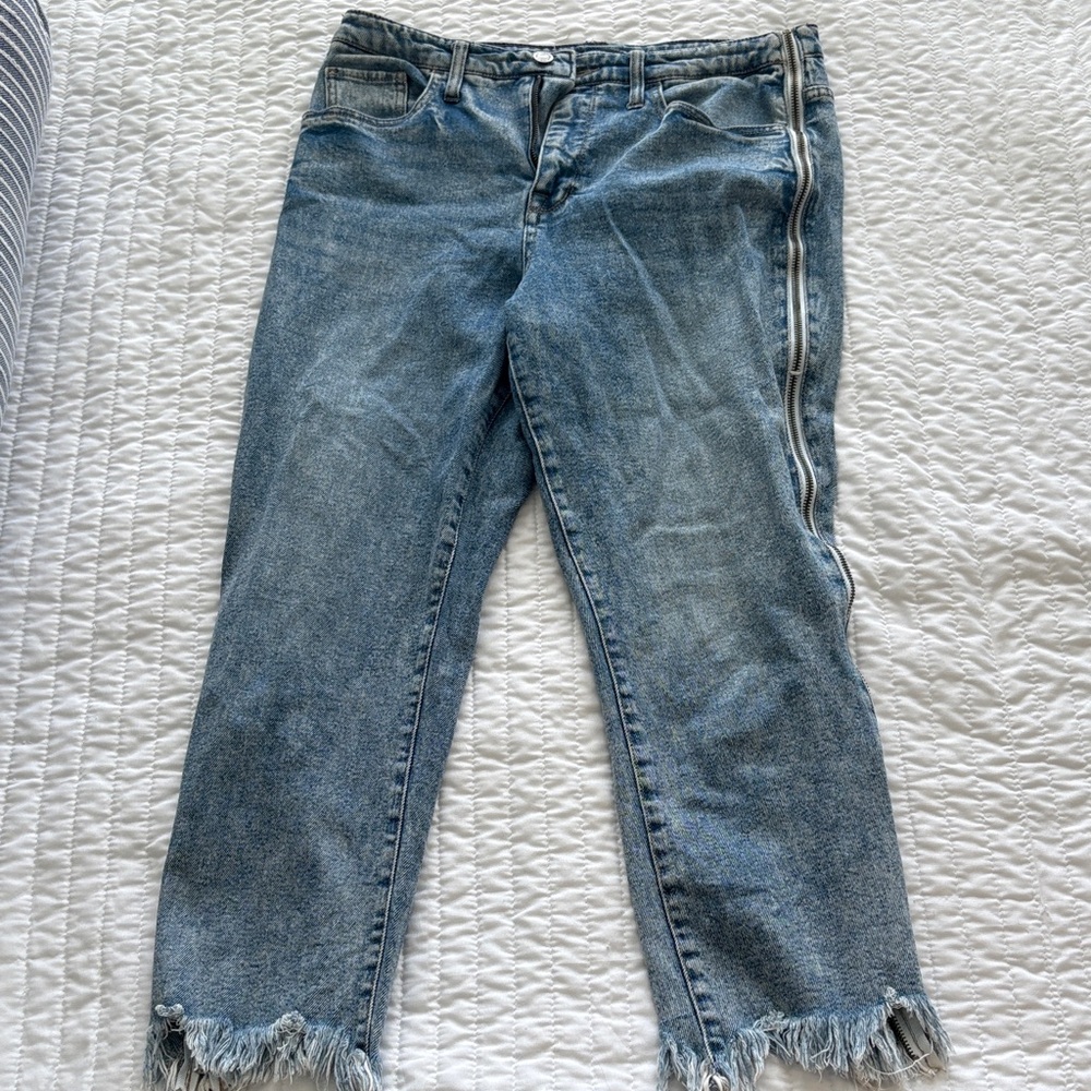 High waisted jeans